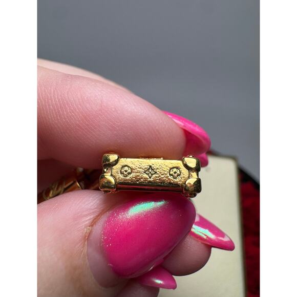 Louis Vuitton Petite Malle Trunk Bracelet Gold & Monogram w/Certificate of Auth - Picture 8 of 16